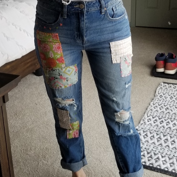 Patchwork distressed jeans - Picture 7 of 15